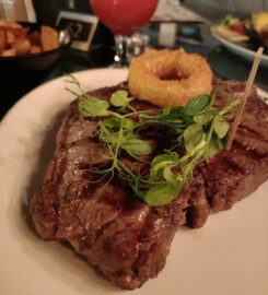 Central Park Cafe, Bar & Restaurant